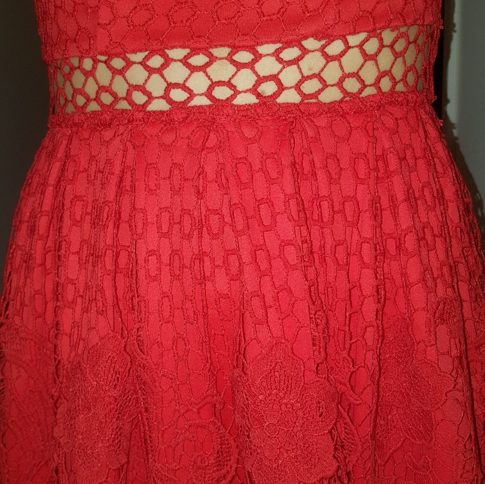 Dress - Picture 3 of 5